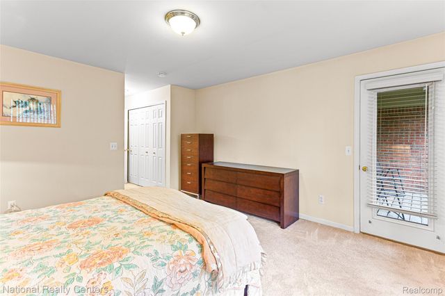 49277 Silver Birch Circle, Shelby Charter Township, MI 48315