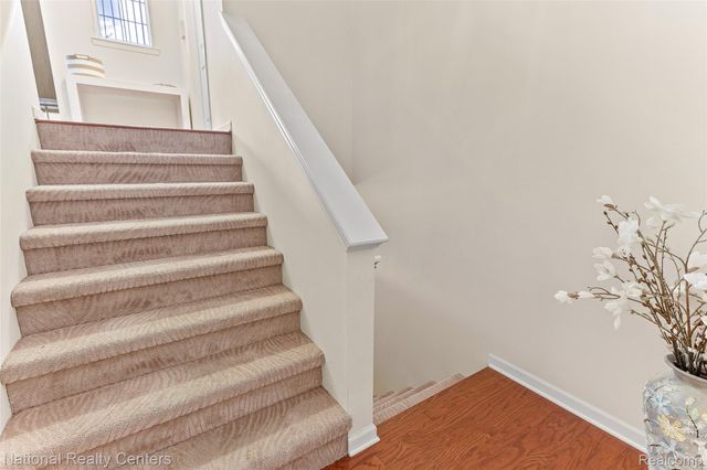49277 Silver Birch Circle, Shelby Charter Township, MI 48315