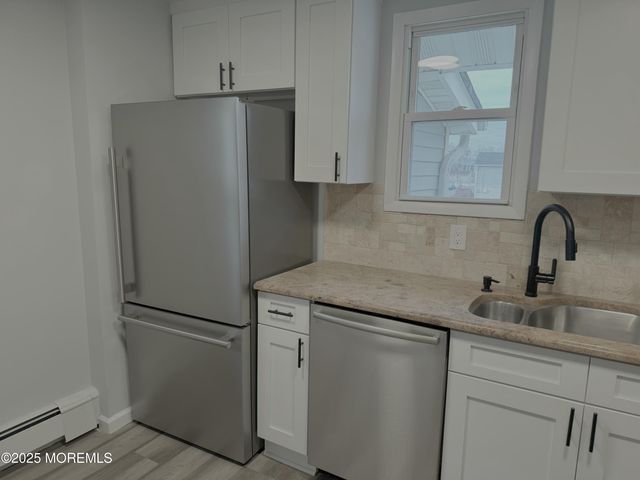 22 Bay Avenue, Keansburg, NJ 07734