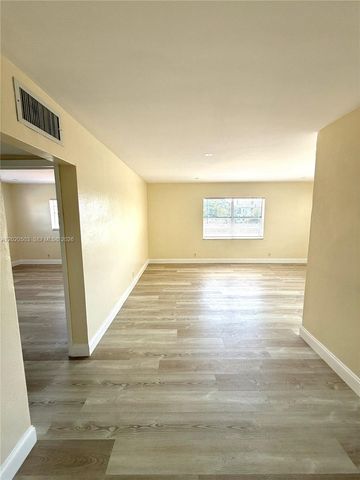 1607 Arthur St 303, Hollywood, FL 33020