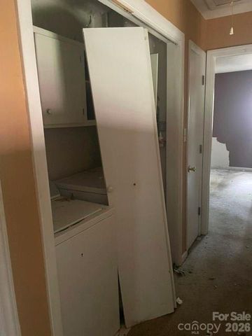 6026 Kingstree Drive, Charlotte, NC 28210