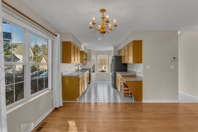 20 Lakeview Drive 20, Branford, CT 06405