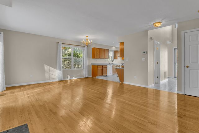 20 Lakeview Drive 20, Branford, CT 06405