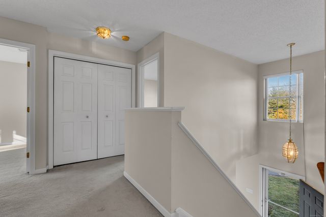 20 Lakeview Drive 20, Branford, CT 06405