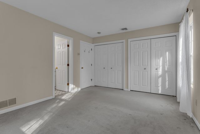 20 Lakeview Drive 20, Branford, CT 06405