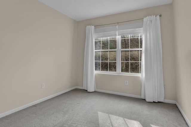 20 Lakeview Drive 20, Branford, CT 06405