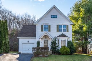 20 Lakeview Drive 20, Branford, CT 06405