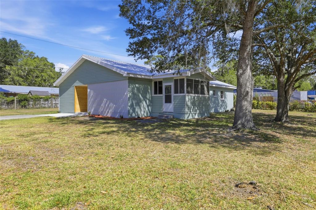 1214 NE 28TH AVENUE, Gainesville, FL 32609