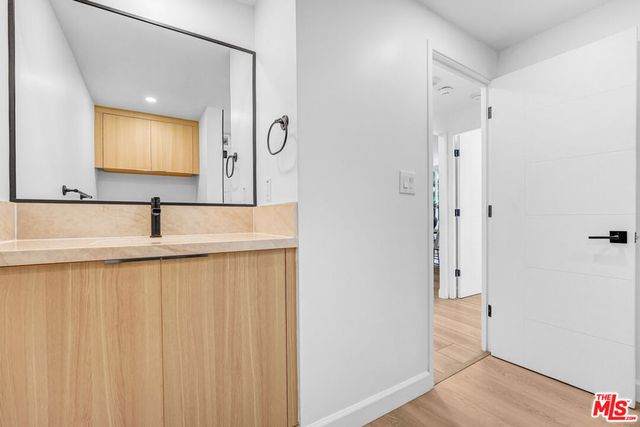 2170 Century Park East 208, Los Angeles, CA 90067