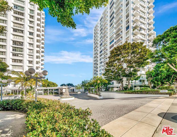 2170 Century Park East 208, Los Angeles, CA 90067