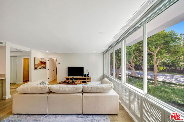 2170 Century Park East 208, Los Angeles, CA 90067