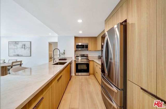 2170 Century Park East 208, Los Angeles, CA 90067