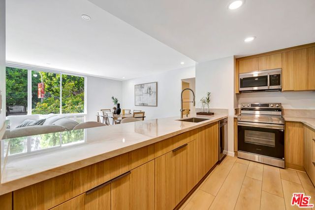 2170 Century Park East 208, Los Angeles, CA 90067