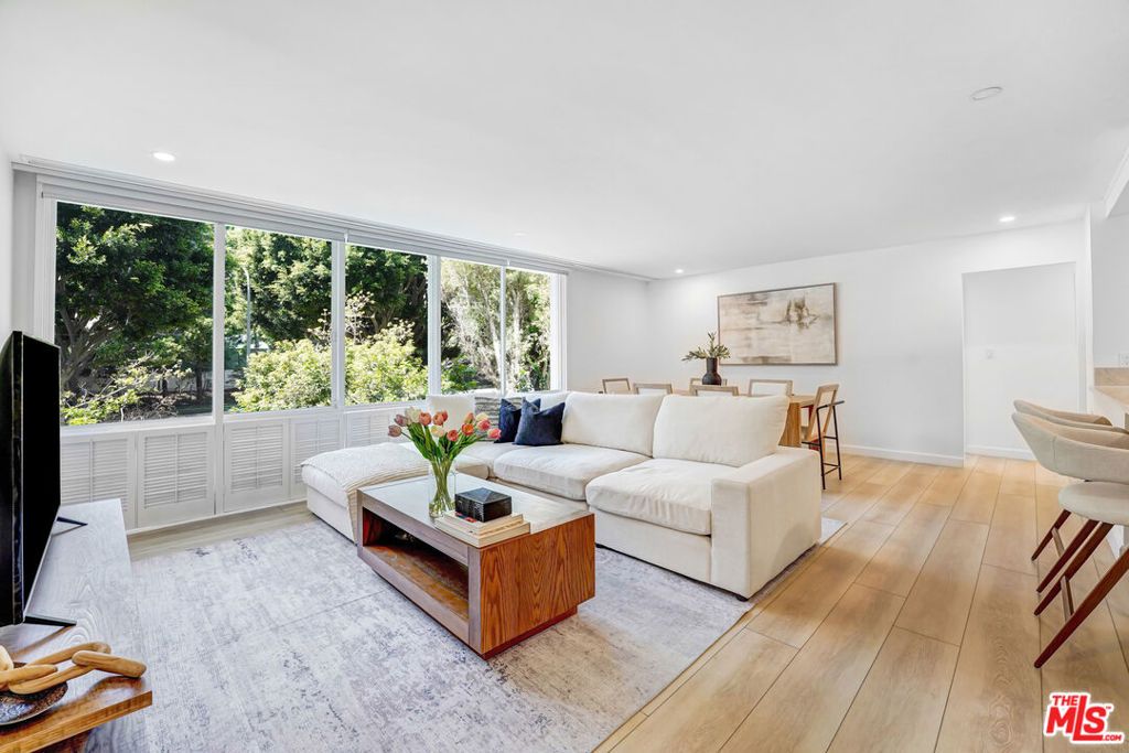 2170 Century Park East 208, Los Angeles, CA 90067