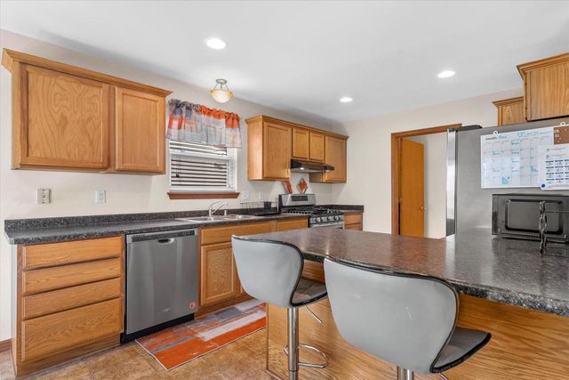 1809 W Wright STREET, Milwaukee, WI 53206