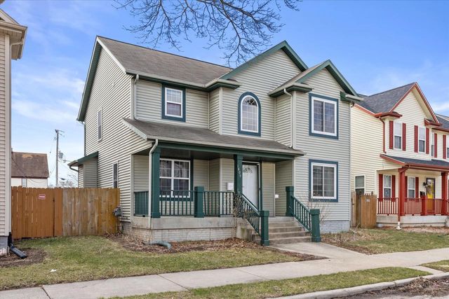 1809 W Wright STREET, Milwaukee, WI 53206