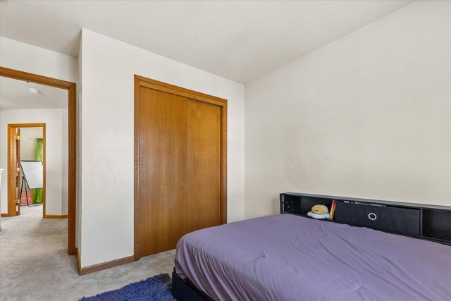 1809 W Wright STREET, Milwaukee, WI 53206