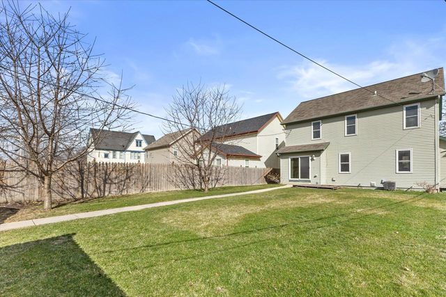 1809 W Wright STREET, Milwaukee, WI 53206