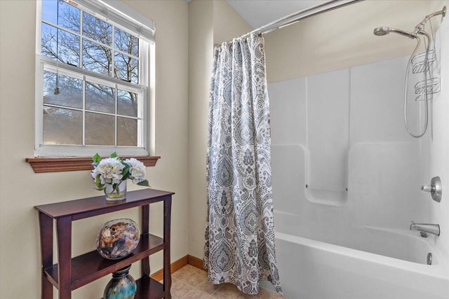 1809 W Wright STREET, Milwaukee, WI 53206