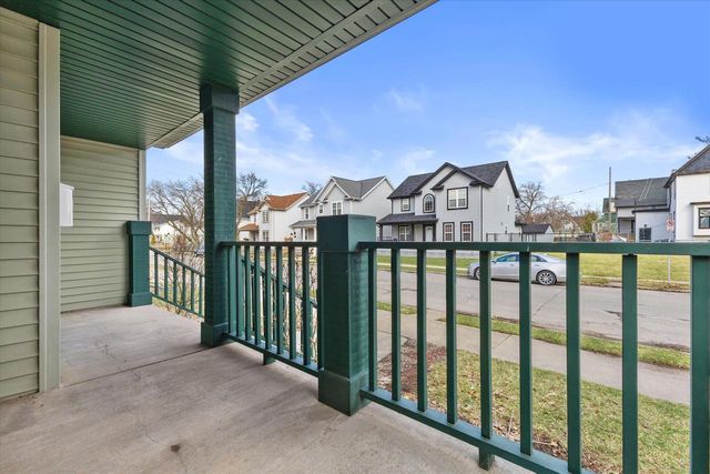 1809 W Wright STREET, Milwaukee, WI 53206