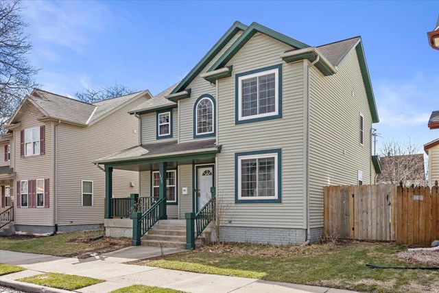 1809 W Wright STREET, Milwaukee, WI 53206