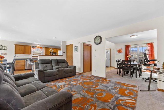 1809 W Wright STREET, Milwaukee, WI 53206