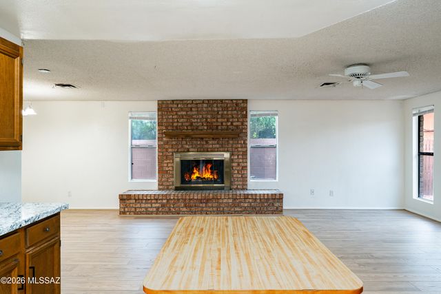 7541 N Juniper Road, Tucson, AZ 85741