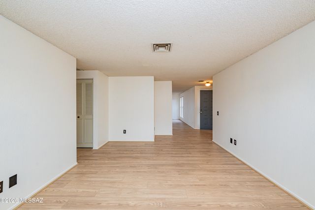 7541 N Juniper Road, Tucson, AZ 85741