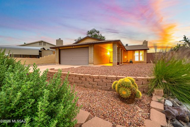 7541 N Juniper Road, Tucson, AZ 85741