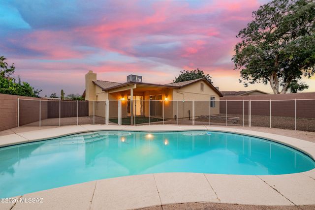 7541 N Juniper Road, Tucson, AZ 85741