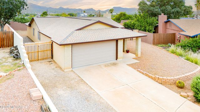 7541 N Juniper Road, Tucson, AZ 85741
