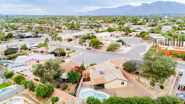 7541 N Juniper Road, Tucson, AZ 85741