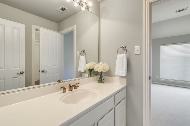 3351 Garrett Drive, Irving, TX 75062