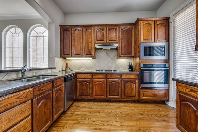 3351 Garrett Drive, Irving, TX 75062