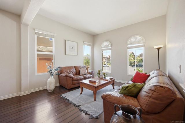 878 Sunset Ridge Pl, Chula Vista, CA 91914