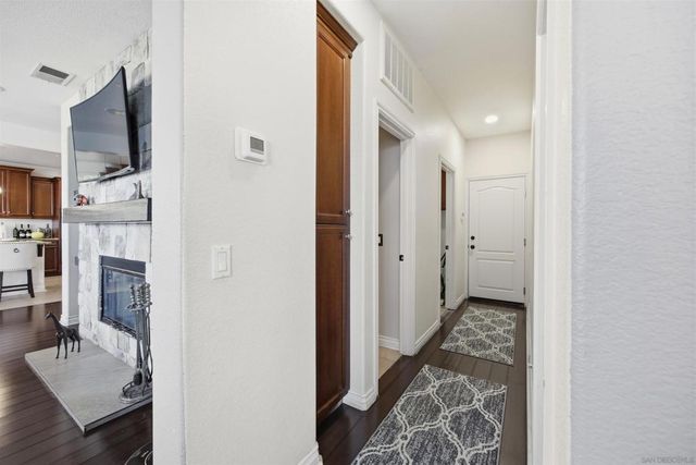 878 Sunset Ridge Pl, Chula Vista, CA 91914