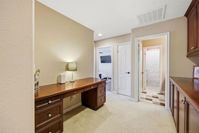 878 Sunset Ridge Pl, Chula Vista, CA 91914