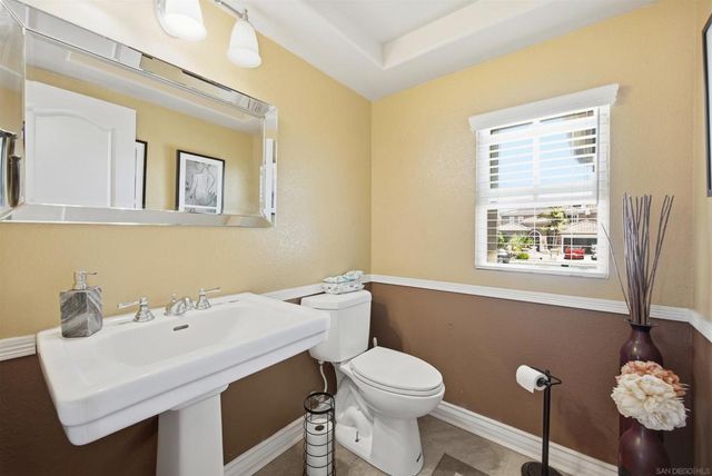 878 Sunset Ridge Pl, Chula Vista, CA 91914