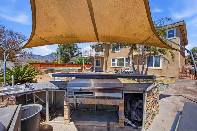 878 Sunset Ridge Pl, Chula Vista, CA 91914