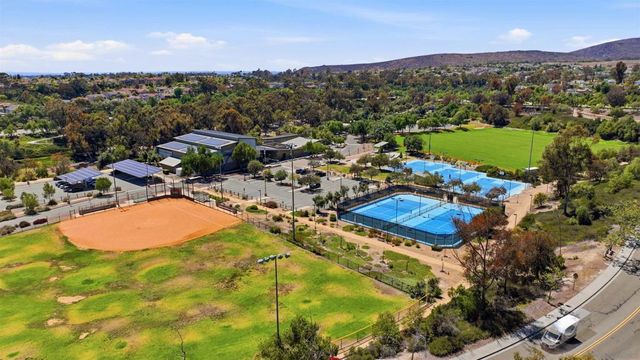 878 Sunset Ridge Pl, Chula Vista, CA 91914