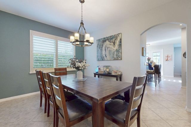 10551 Long Leaf Lane, Wellington, FL 33414