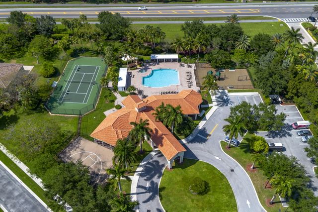 10551 Long Leaf Lane, Wellington, FL 33414