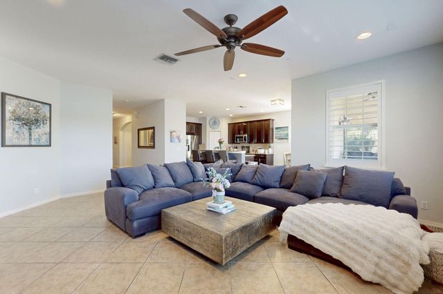 10551 Long Leaf Lane, Wellington, FL 33414