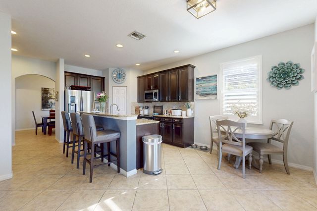 10551 Long Leaf Lane, Wellington, FL 33414