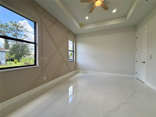 166 Wanatah Ave S, Lehigh Acres, FL 33974