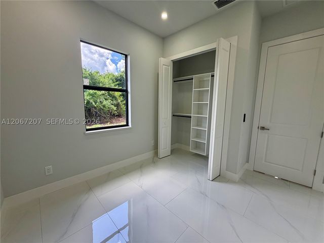 166 Wanatah Ave S, Lehigh Acres, FL 33974