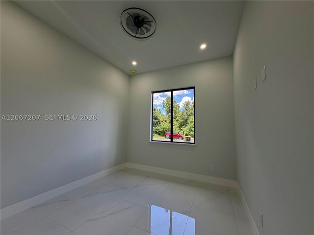 166 Wanatah Ave S, Lehigh Acres, FL 33974