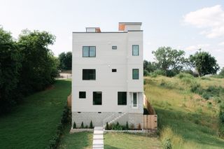 216 Meredith Ave, Nashville, TN 37210