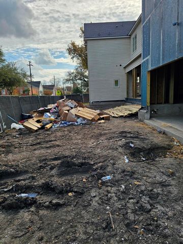 2400 Swift Boulevard, Houston, TX 77030