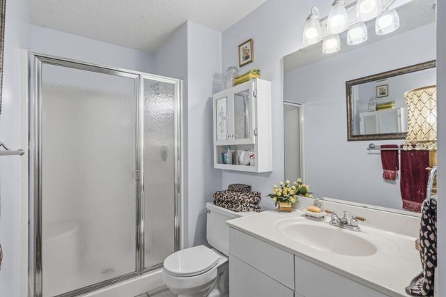 24 Starboard Drive Unit 9, Kimberling City, MO 65686